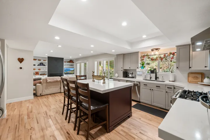 830 N Grandridge Ct, Salt Lake City, Utah 84103