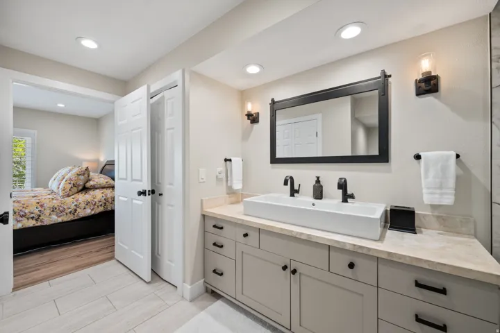 830 N Grandridge Ct, Salt Lake City, Utah 84103