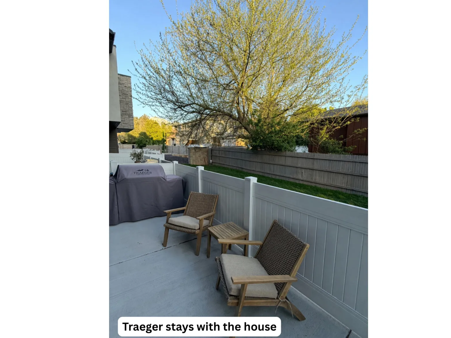 View of patio / terrace with area for grilling