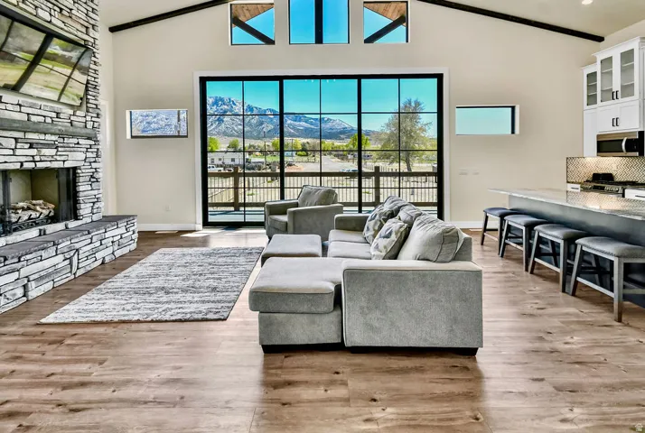 275 N 400 E, Annabella, Utah 84711