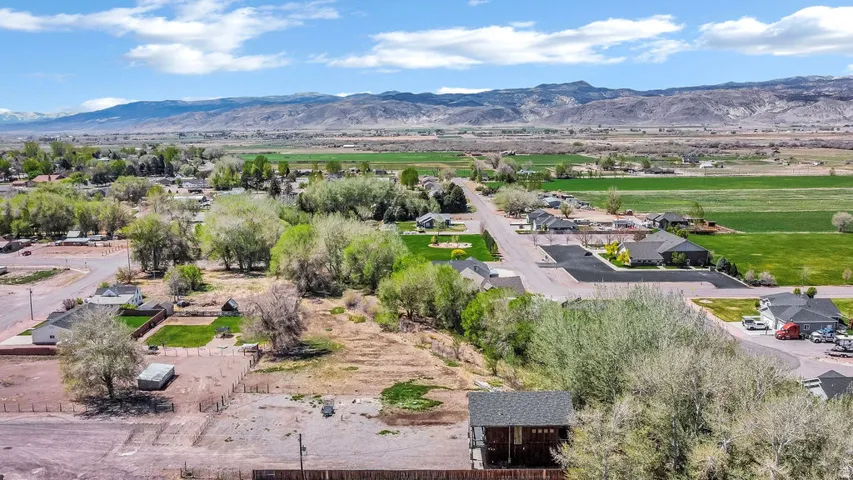 275 N 400 E, Annabella, Utah 84711