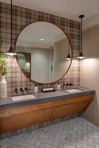 6196 W Sparrow View Dr, South Jordan, Utah 84009