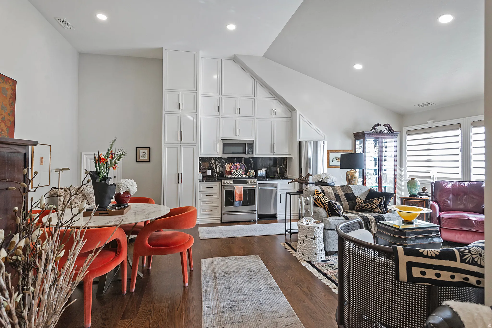 3rd level studio is perfect for guests or college kids wanting their own kitchen and space - private and overlooks secluded backyard.