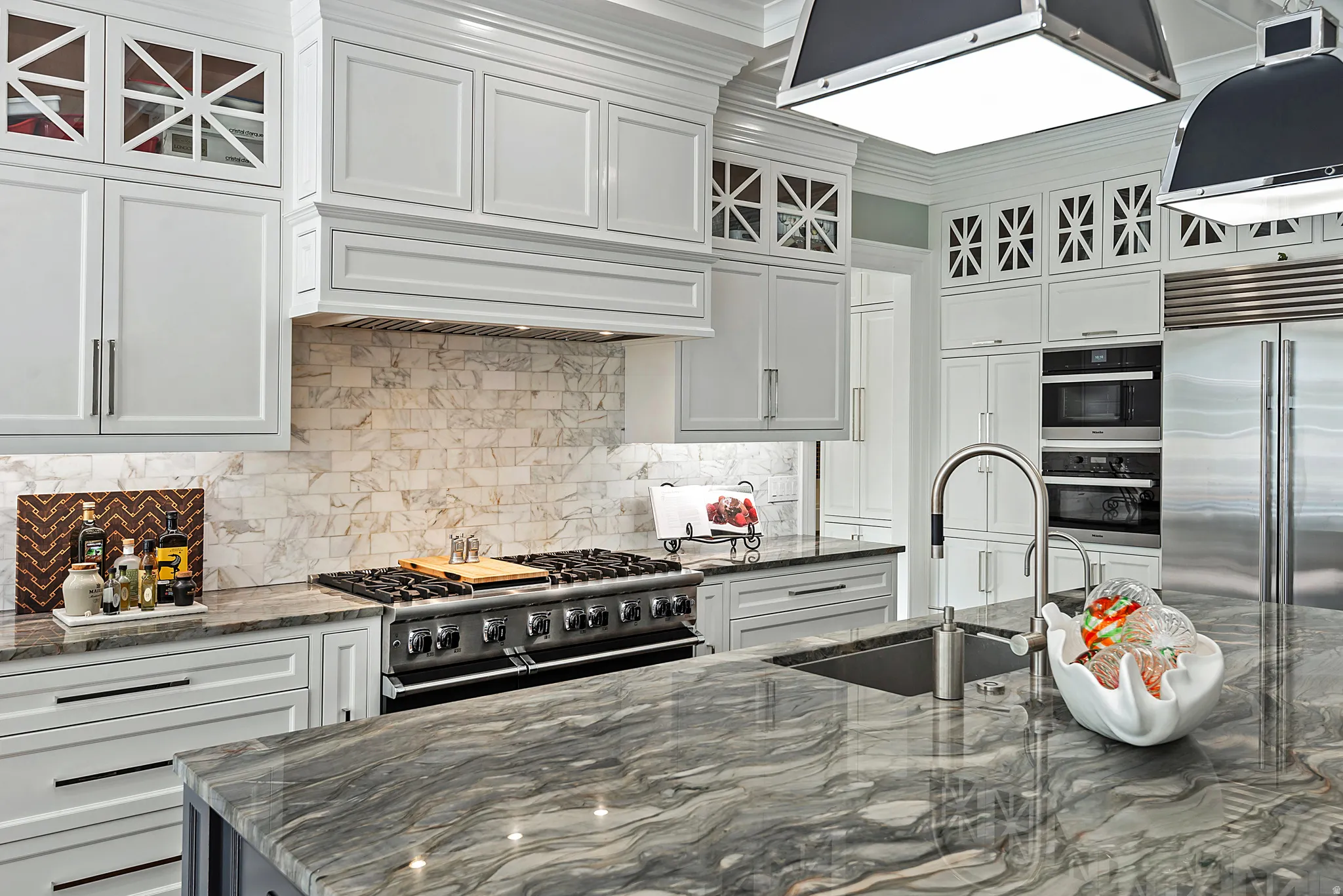 Stunning countertops, top of the line appliances, beautiful cabinetry.