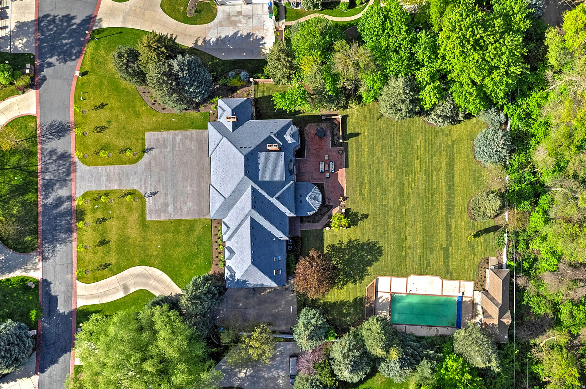 Drone / aerial view