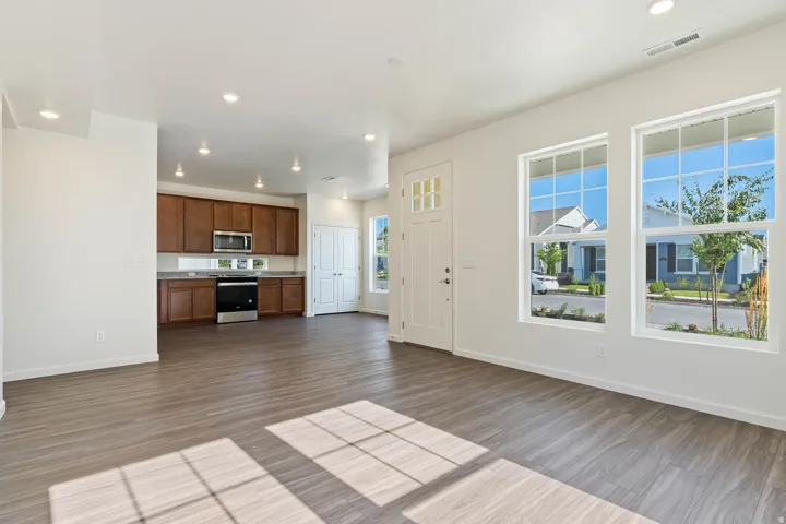 6204 W Sparrow View Dr, South Jordan, Utah 84009