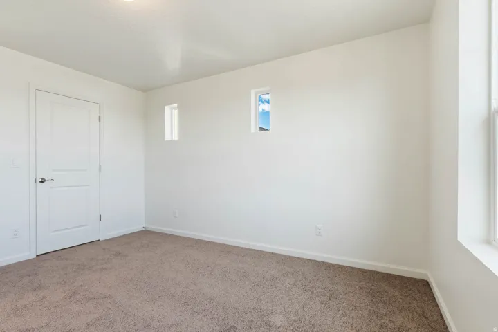 6204 W Sparrow View Dr, South Jordan, Utah 84009
