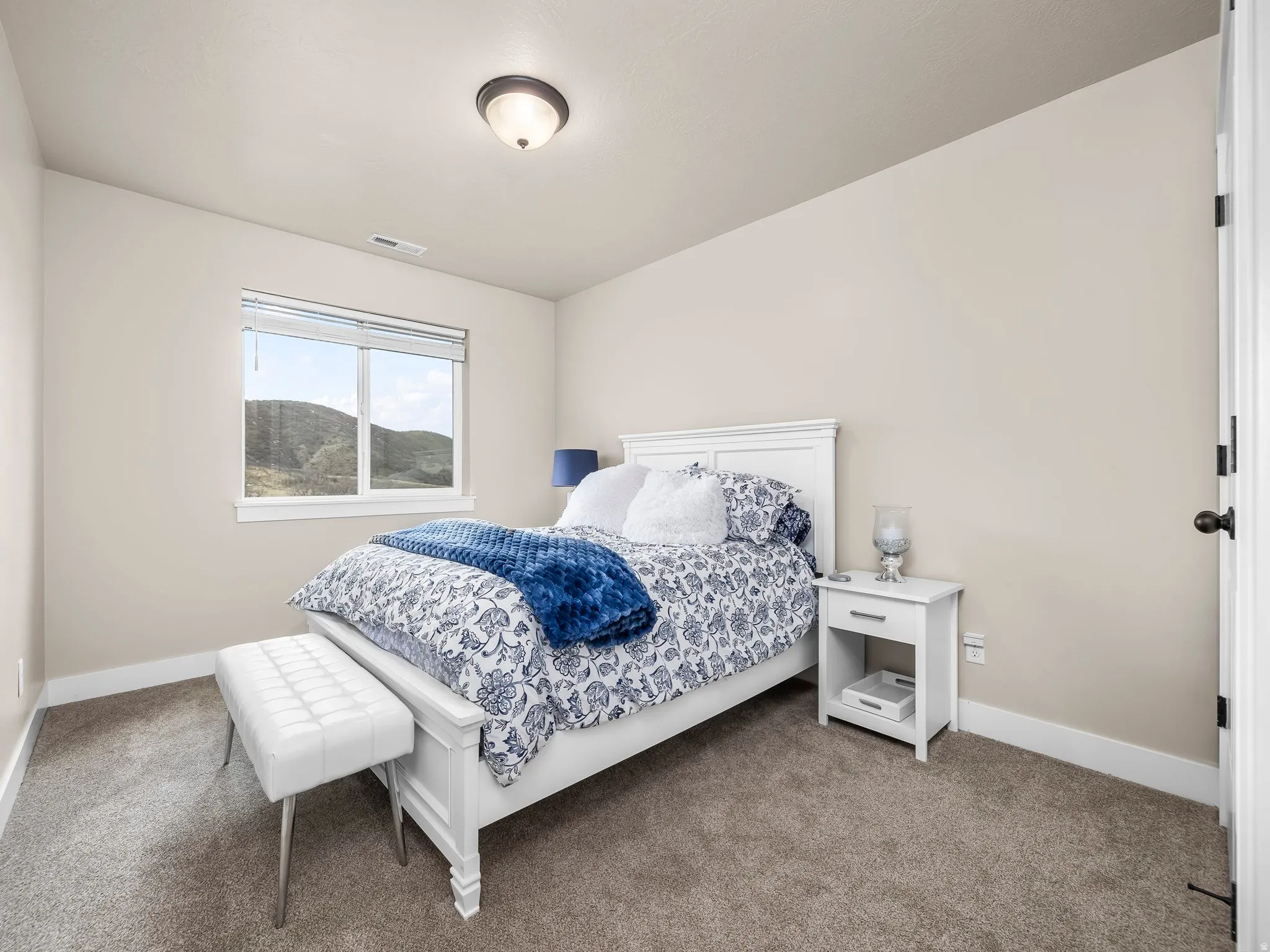 Second floor loft bedroom.