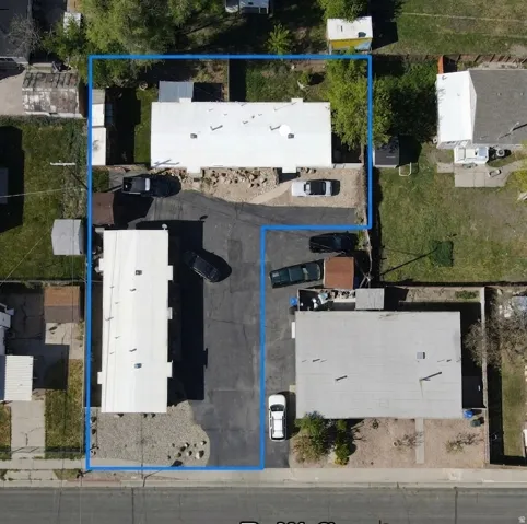 Aerial overview of property's location featuring property boundaries highlighted
