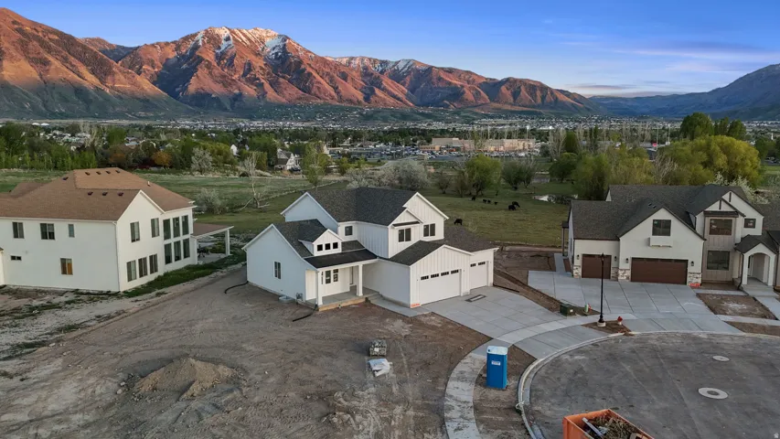 Bird's eye view of a mountainous background
