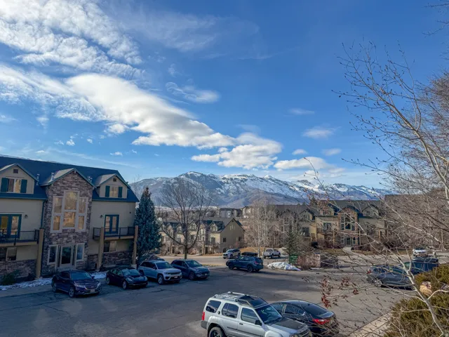 5060 E Lakeview Dr #1109, Eden, Utah 84310