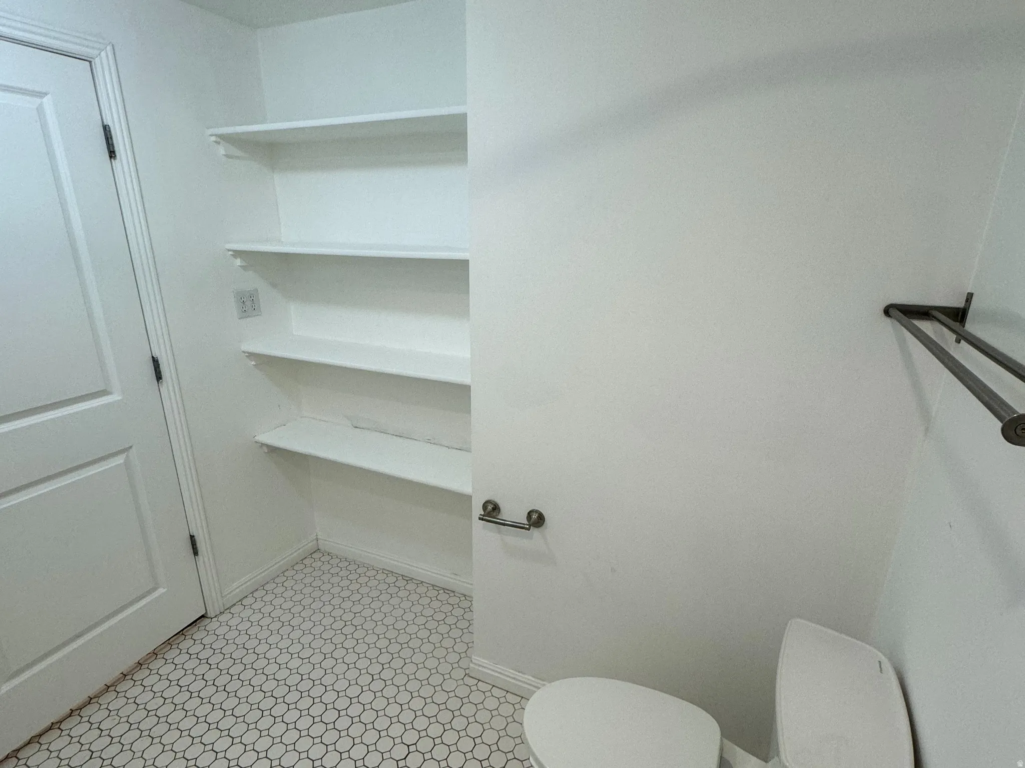 Unit 3 (Basement North)