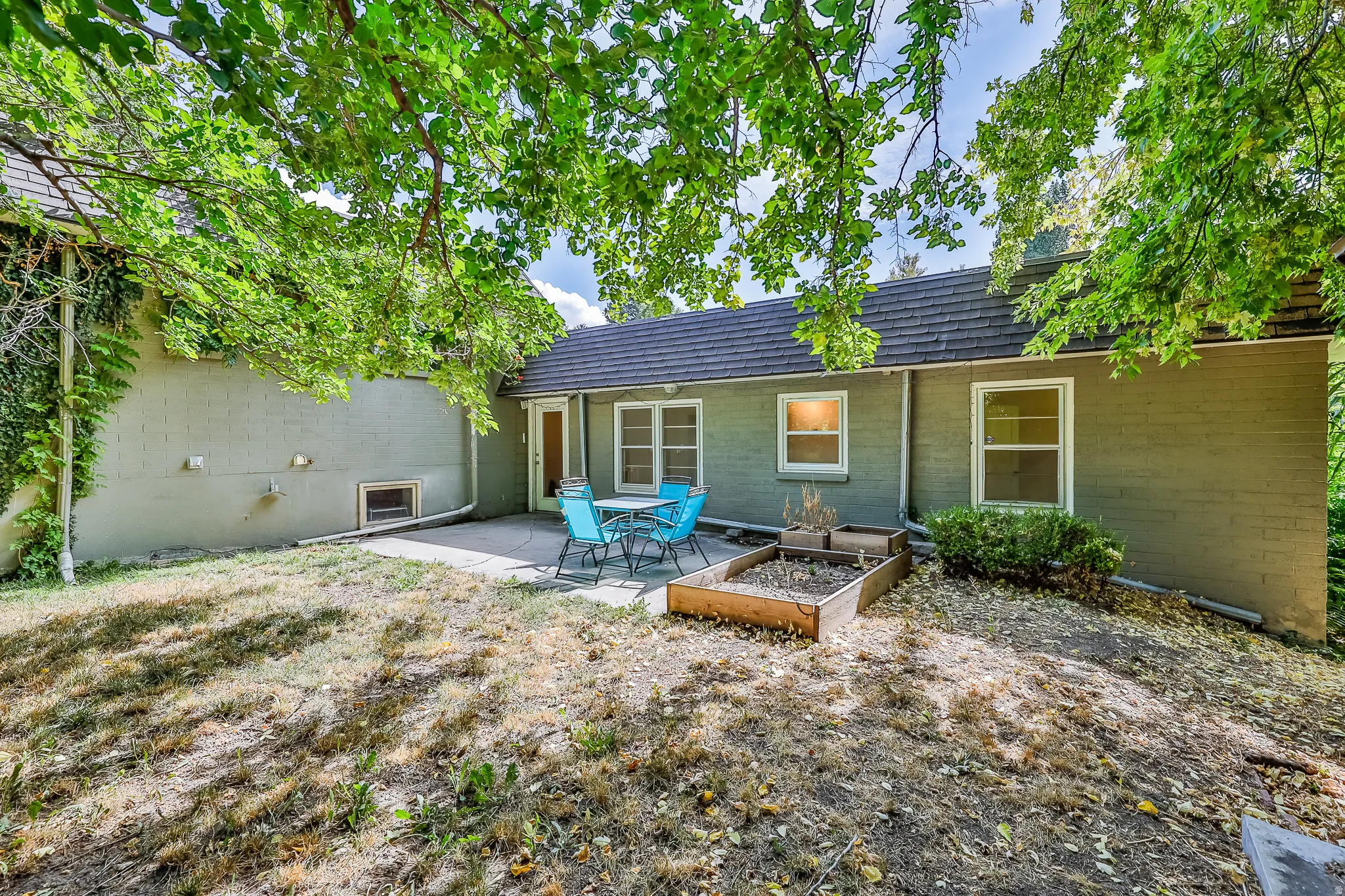 Unit 1 (Private Patio, Garden, & Shed)