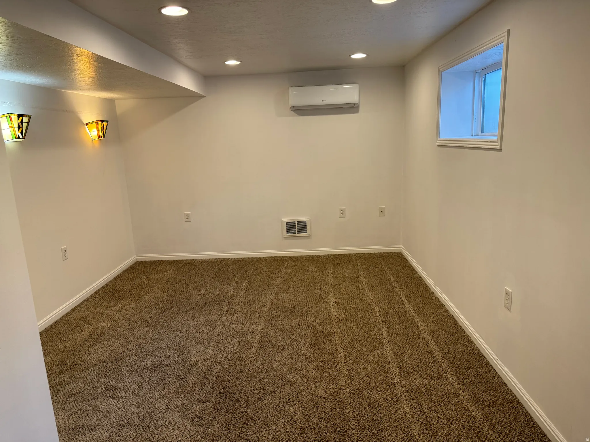 Unit 3 (Basement North)