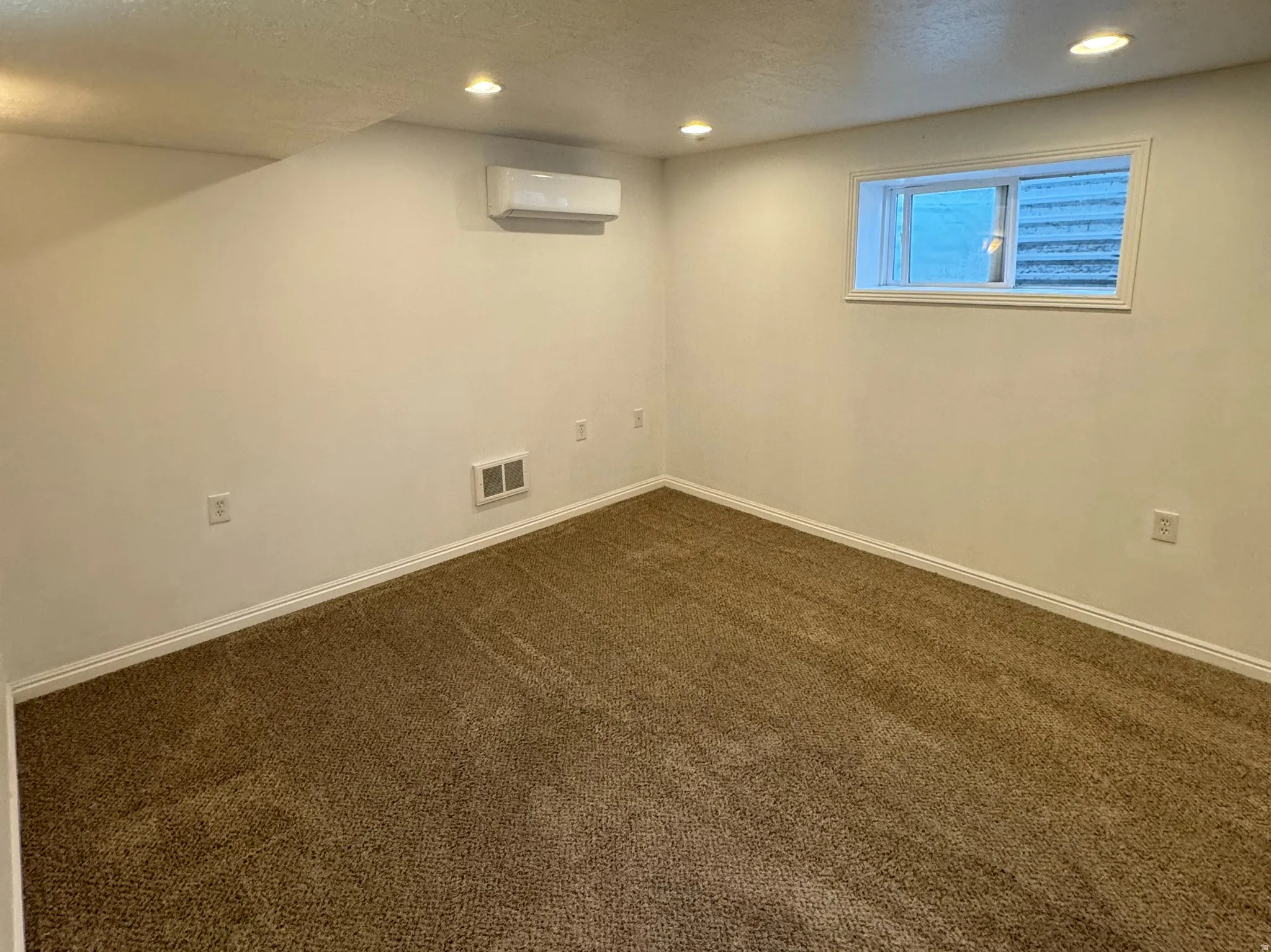 Unit 3 (Basement North)