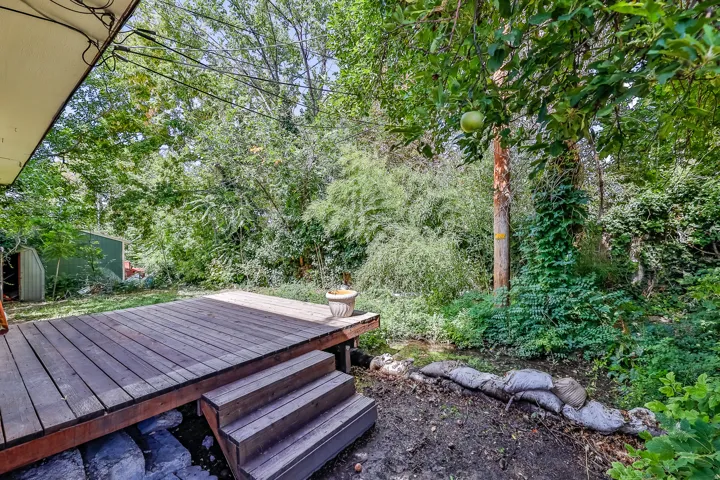 Unit 2 (Back North) Back Patio/Yard with Stream