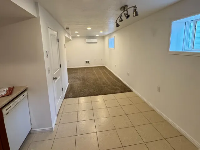 Unit 3 (Basement North)