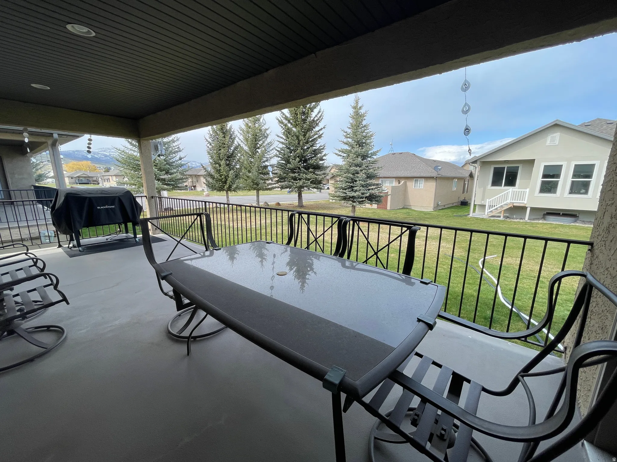 View of patio / terrace featuring a residential view