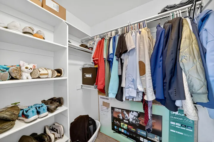 View of walk in closet