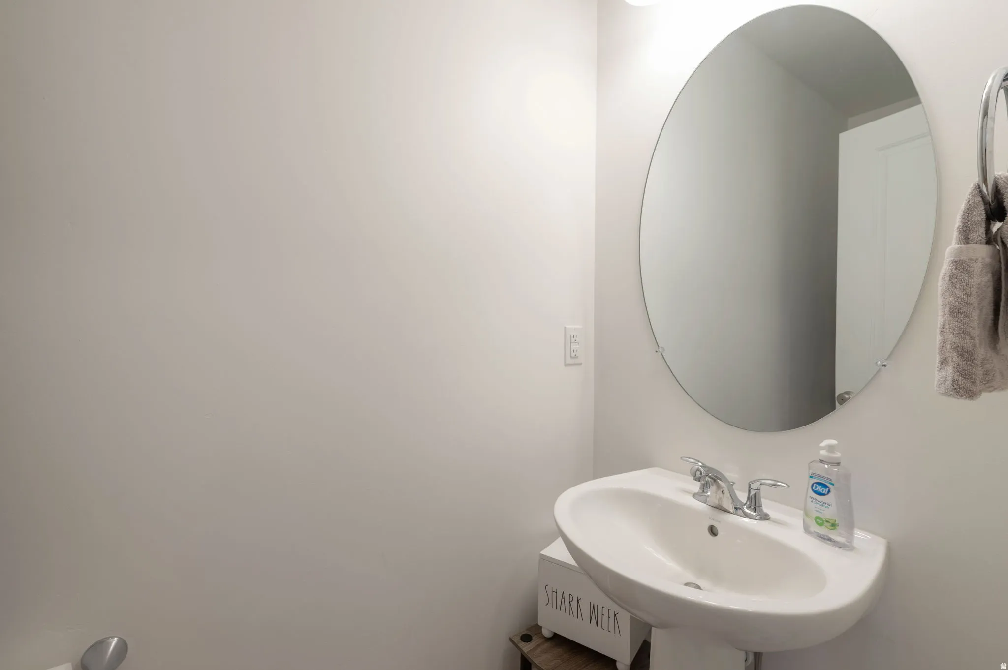 Bathroom with a sink