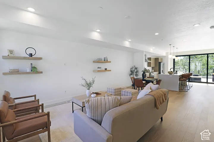 Designer Finishes, Floating Shelves