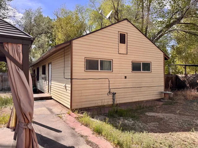 View of side of property