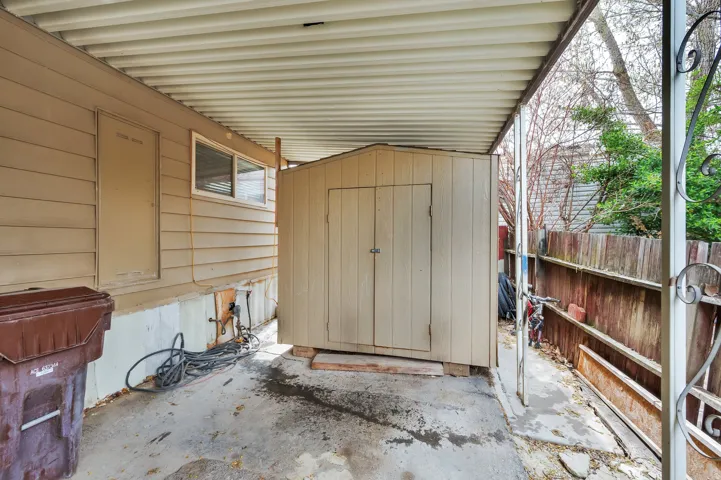 View of patio / terrace with a storage unit