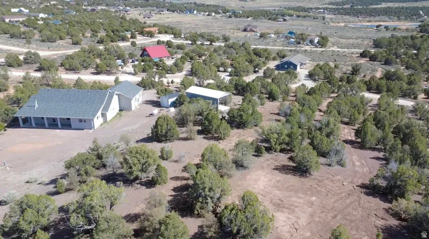 Aerial view of property and surrounding area