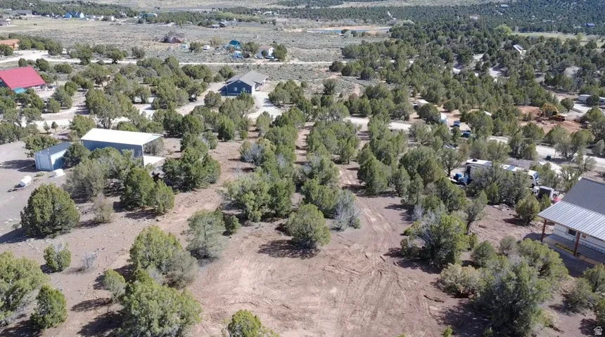 Aerial view of property's location featuring a desert landscape