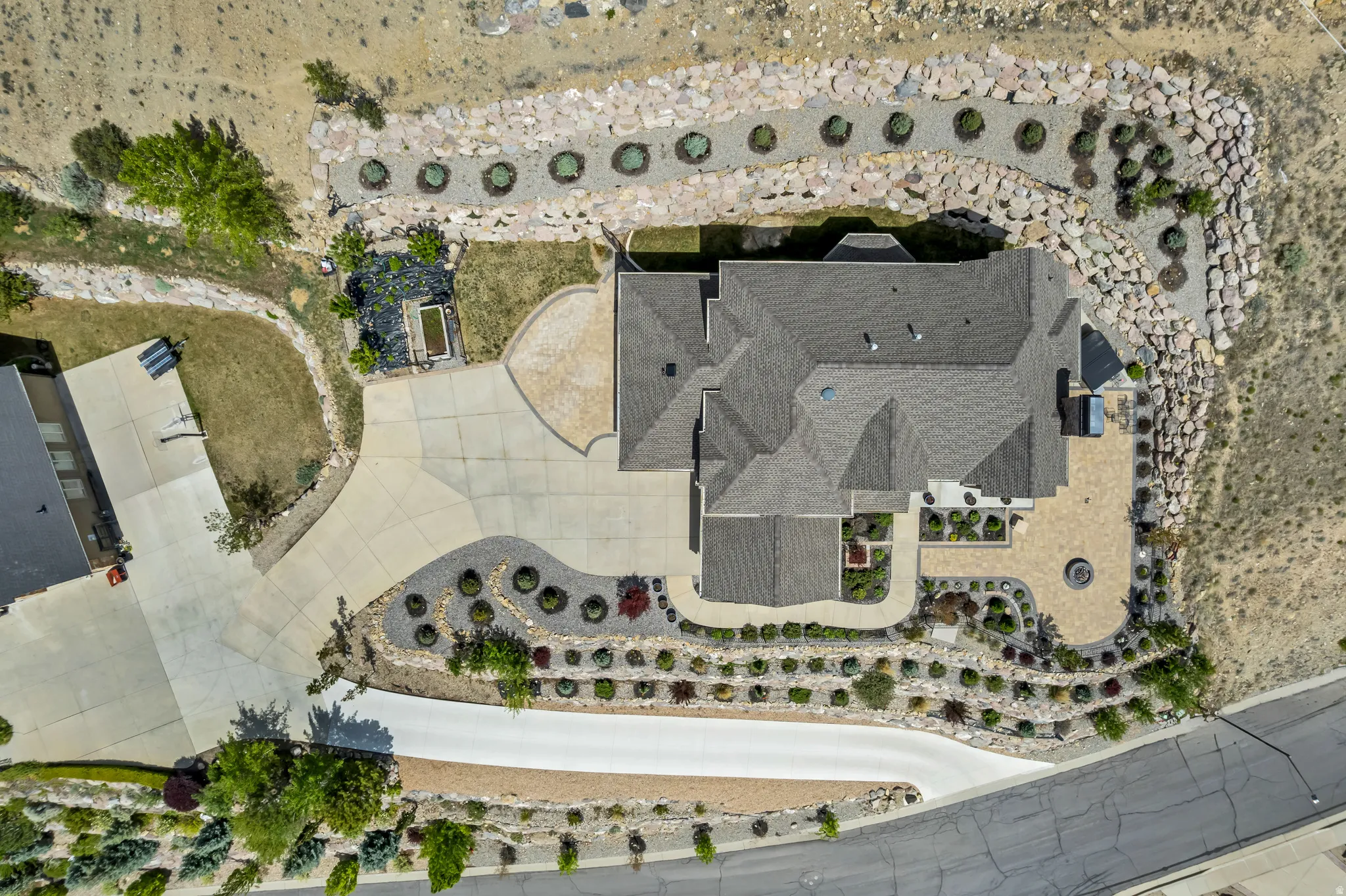 Aerial view of property's location