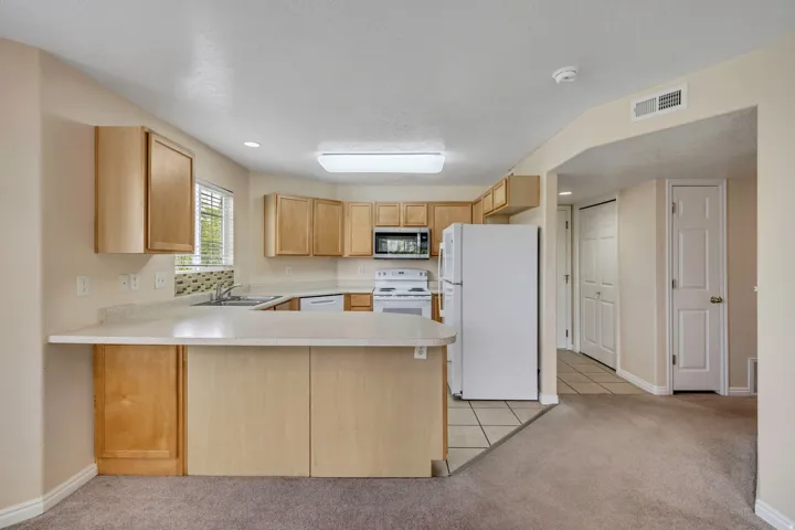 3185 S Matisse Ln #f7, West Valley City, Utah 84119