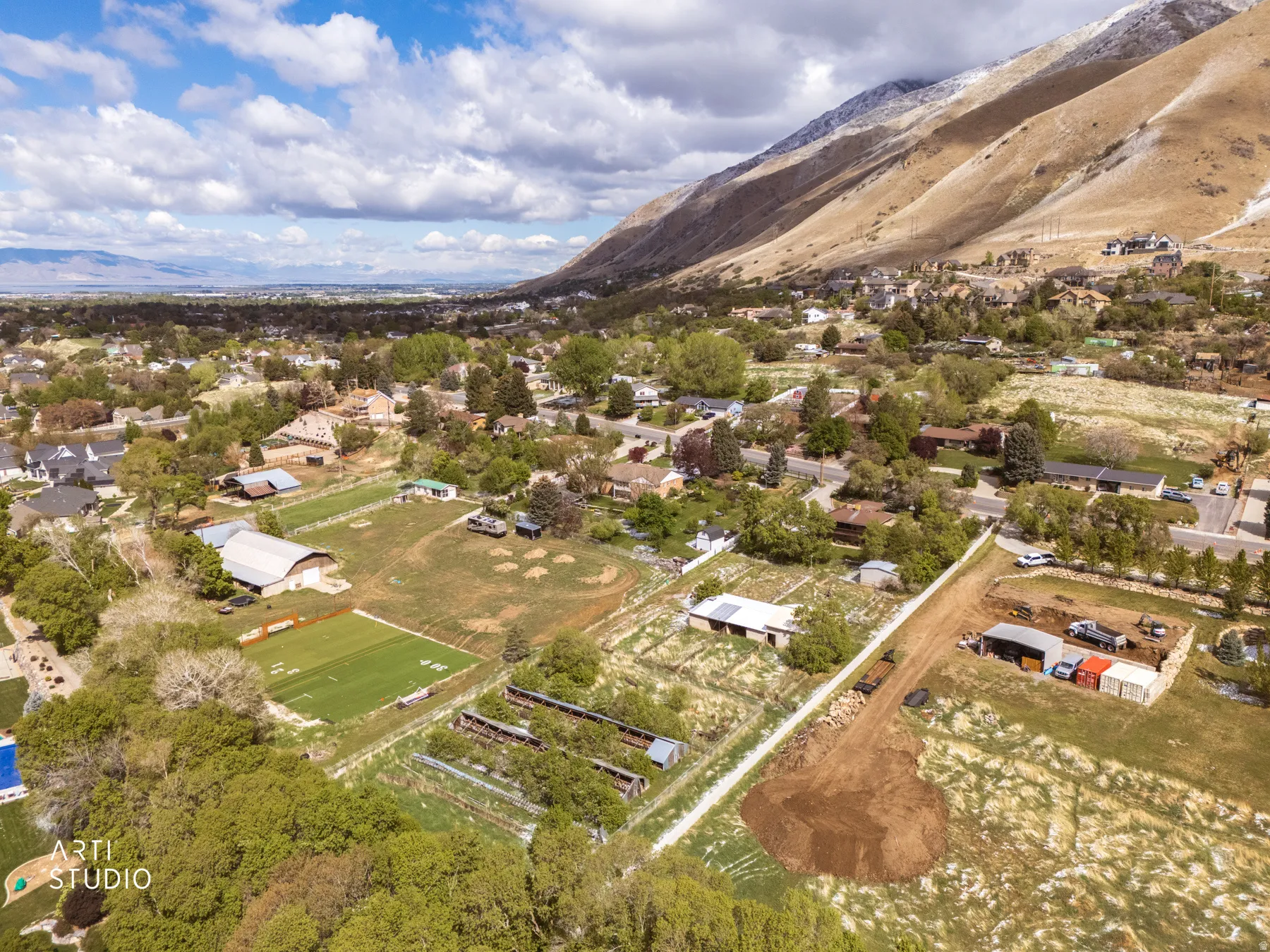 Bird's eye view of a mountain backdrop
