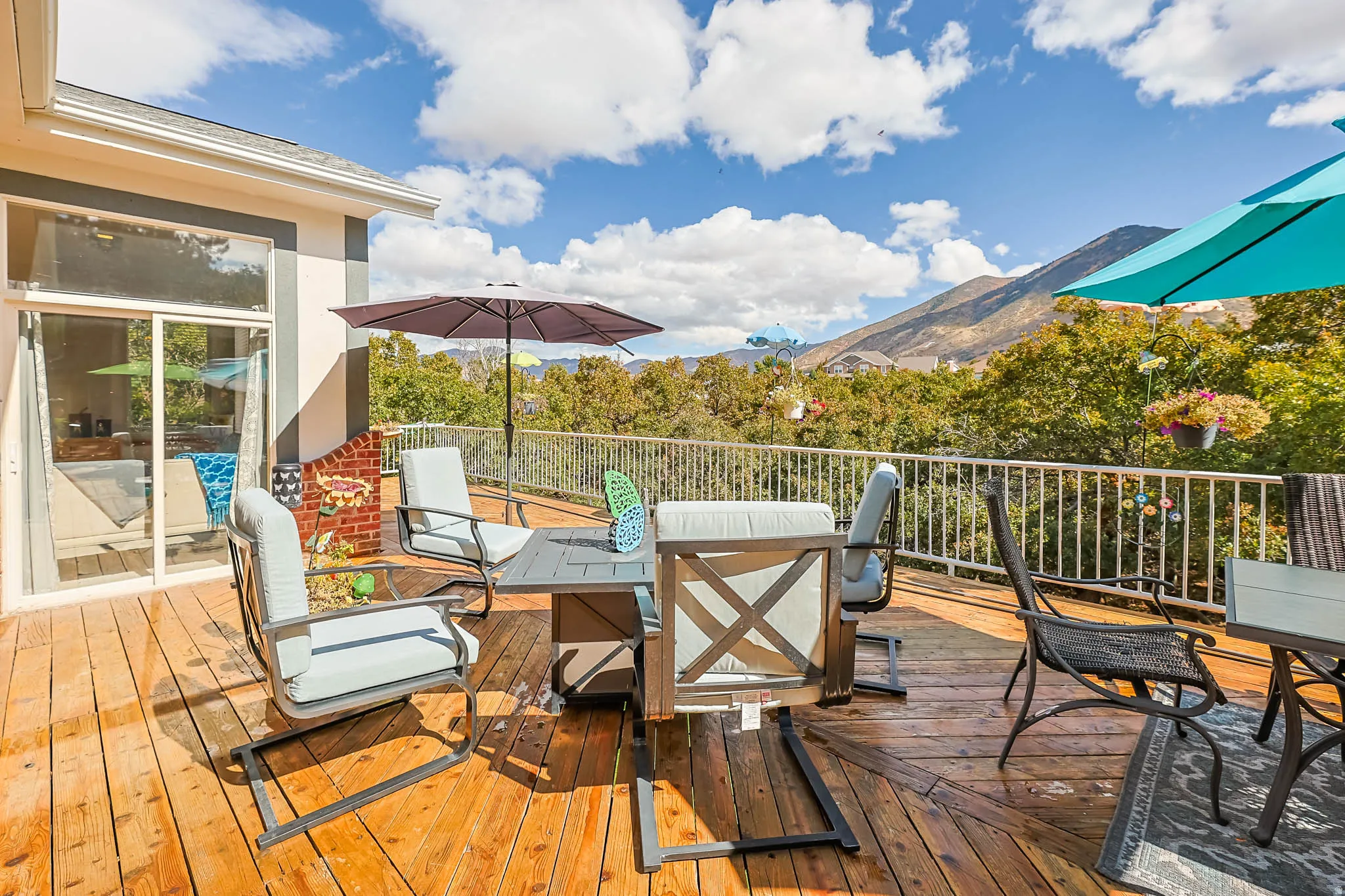 Deck featuring an outdoor living / dining area