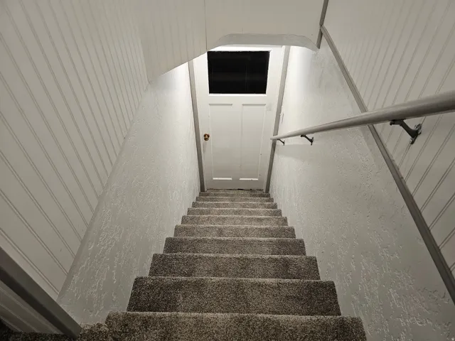 Stairs with a textured wall