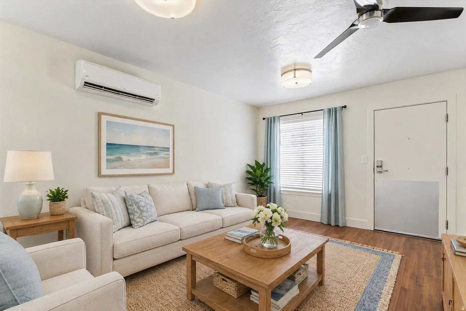 UNIT#2 Virtual Staging Added*