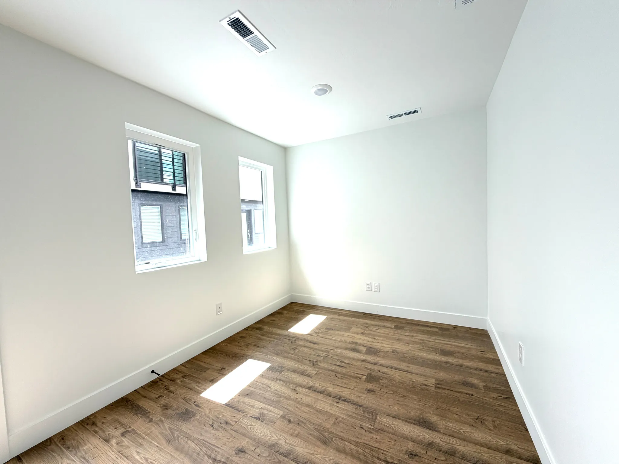 Flex Room