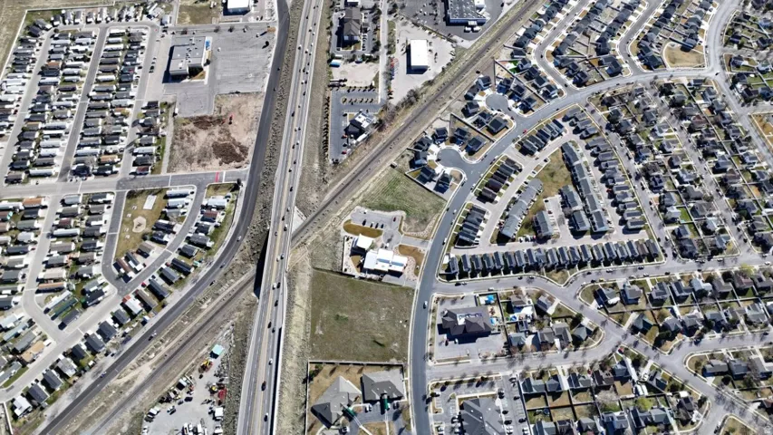 Aerial map of property and surrounding area
