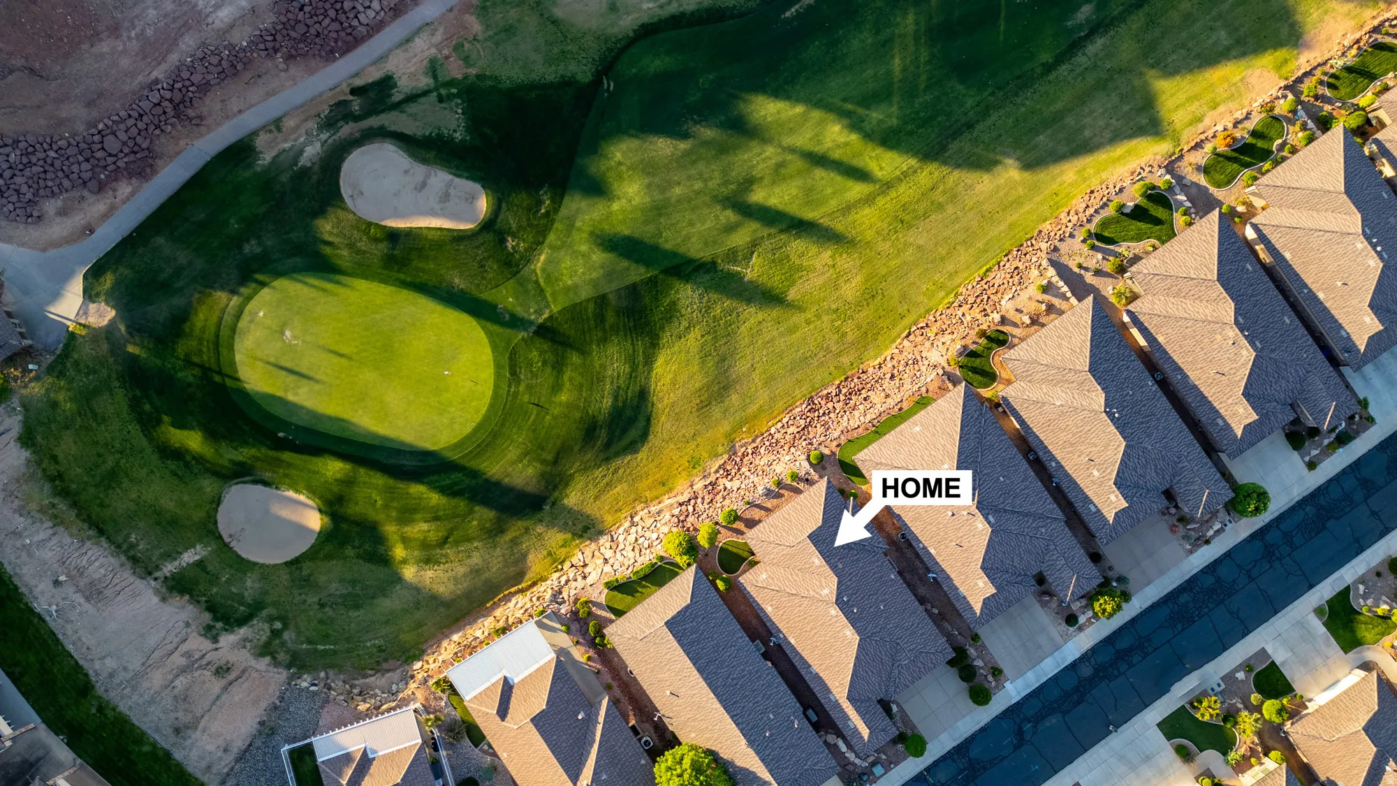 Aerial view of property and surrounding area