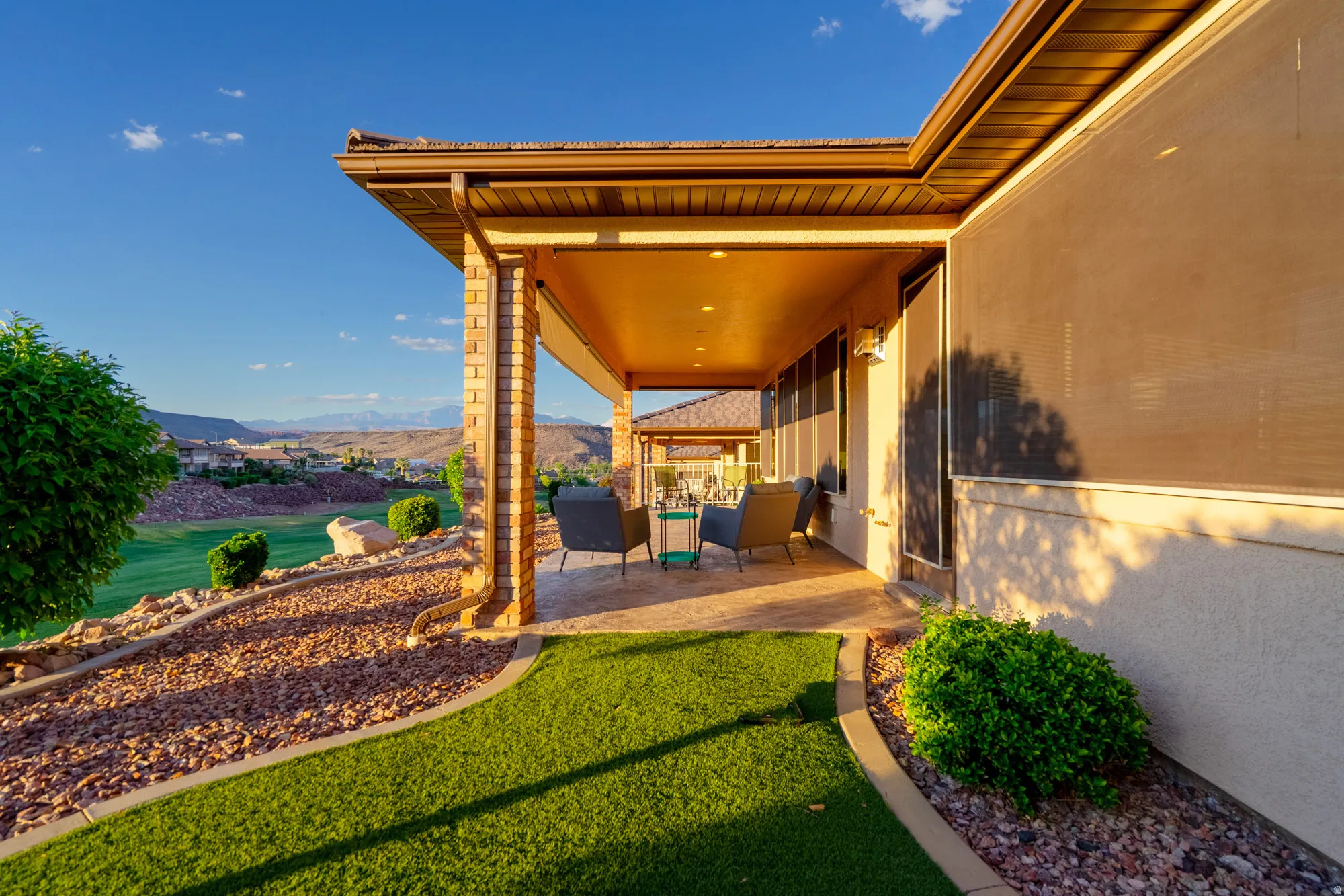 View of patio / terrace featuring a mountain view