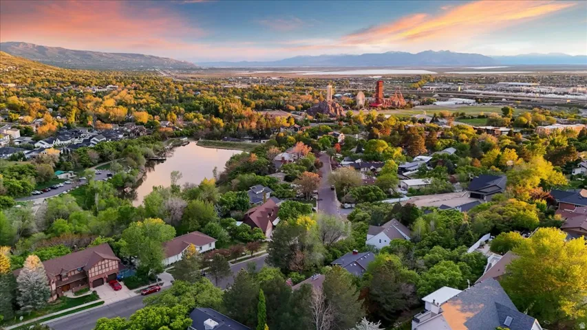 905 Oakridge Dr, Farmington, Utah 84025