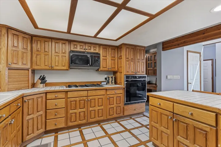 905 Oakridge Dr, Farmington, Utah 84025