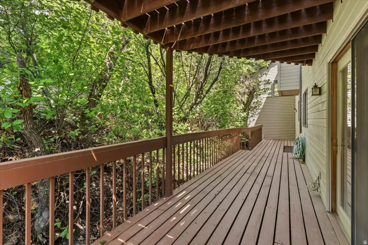 905 Oakridge Dr, Farmington, Utah 84025