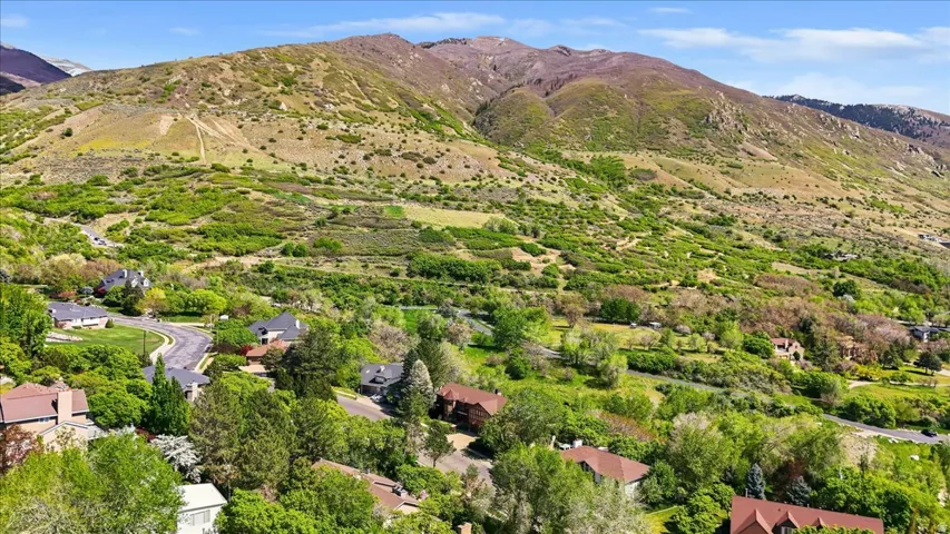 905 Oakridge Dr, Farmington, Utah 84025