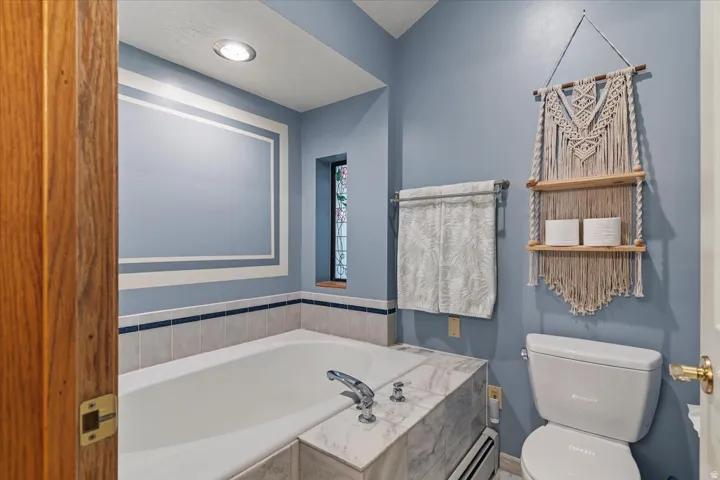 905 Oakridge Dr, Farmington, Utah 84025