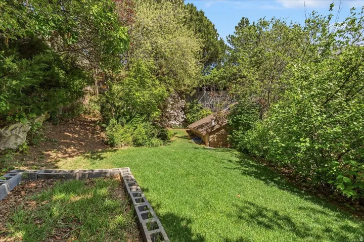 905 Oakridge Dr, Farmington, Utah 84025