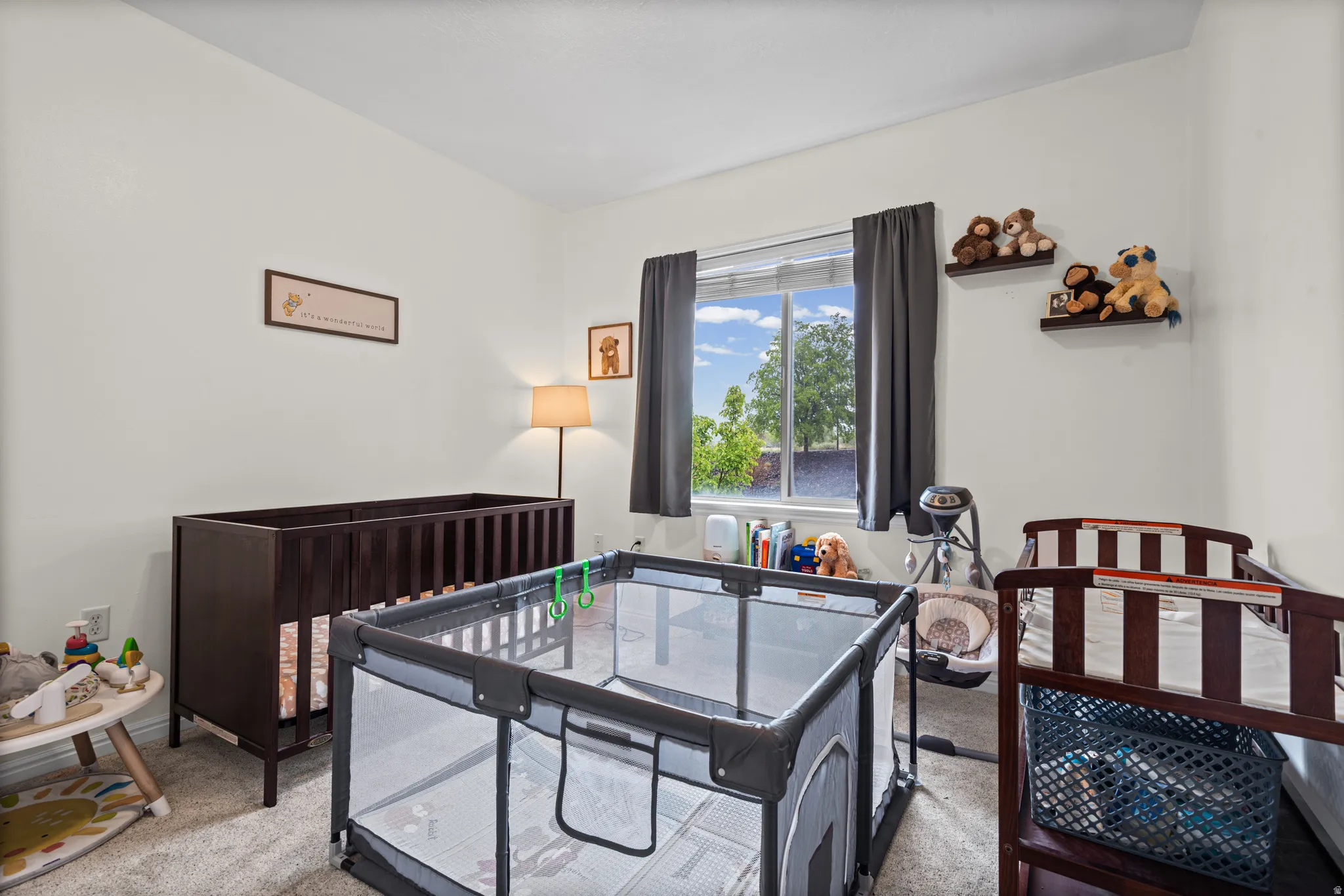 Bedroom with carpet