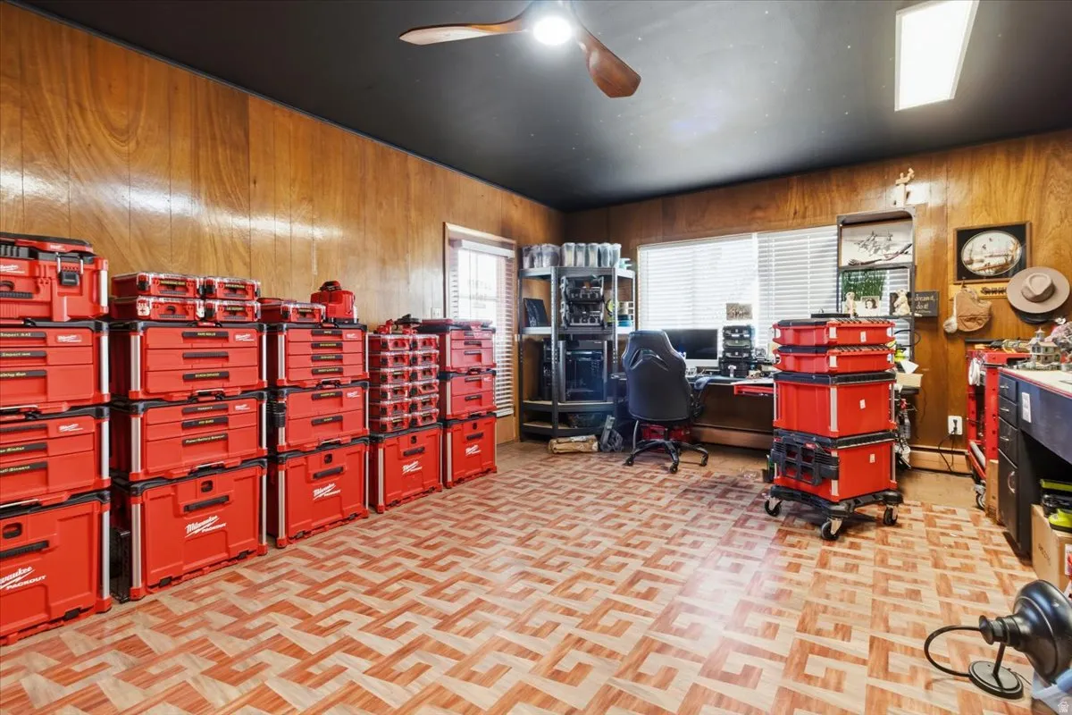 Extra Rental Space/Office