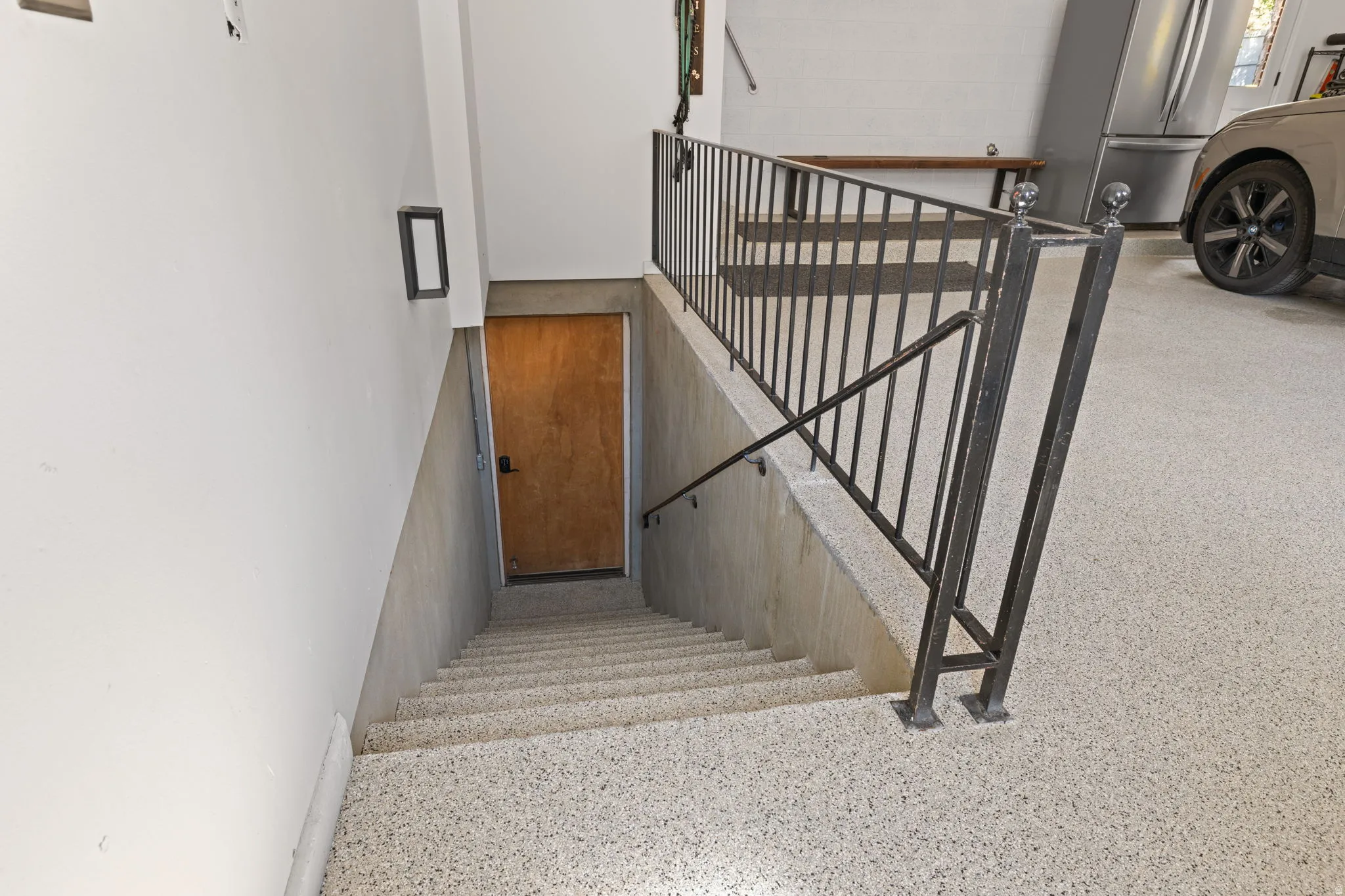 Stairs with speckle patterned floor