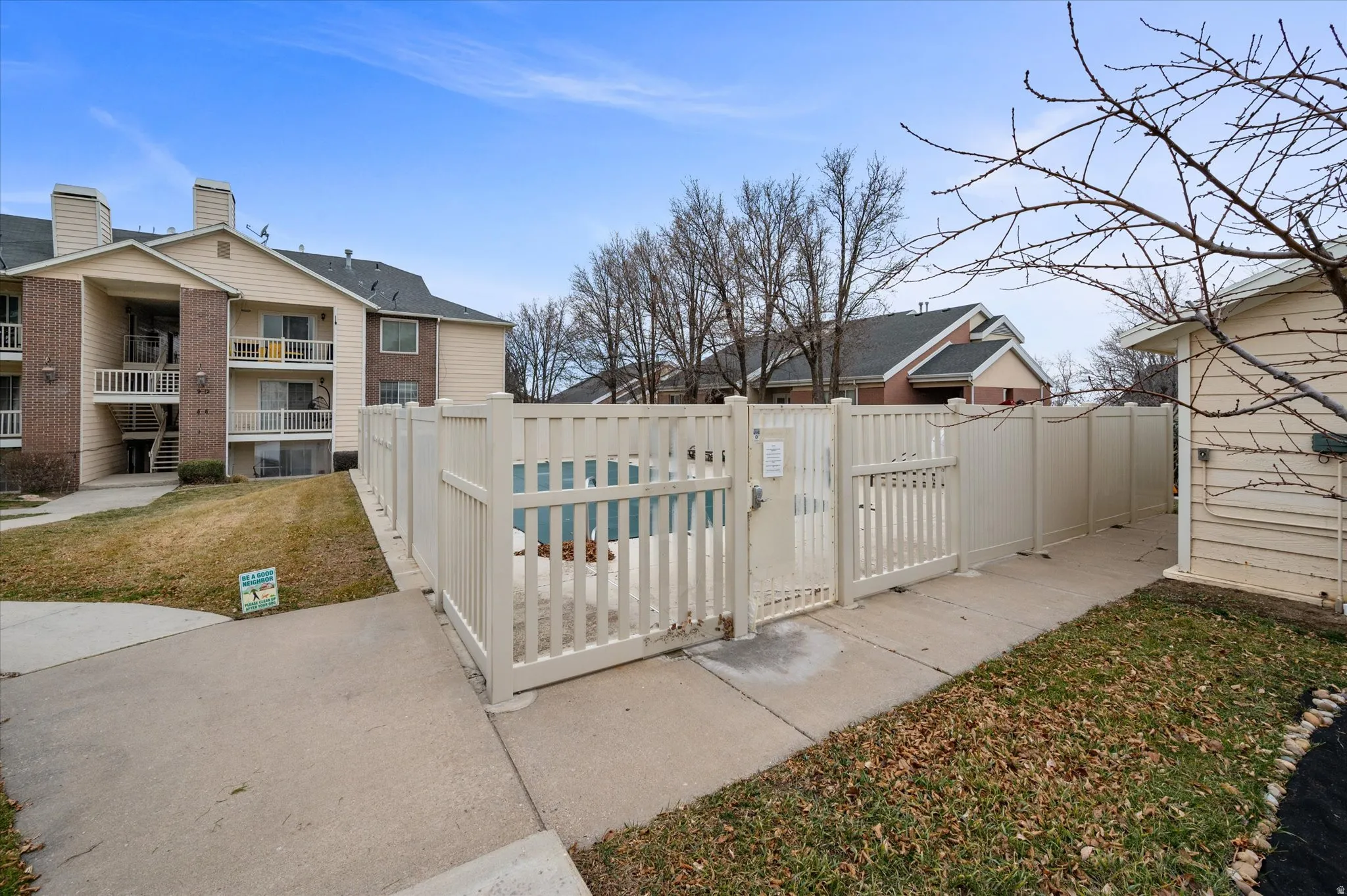 Gate with a community pool