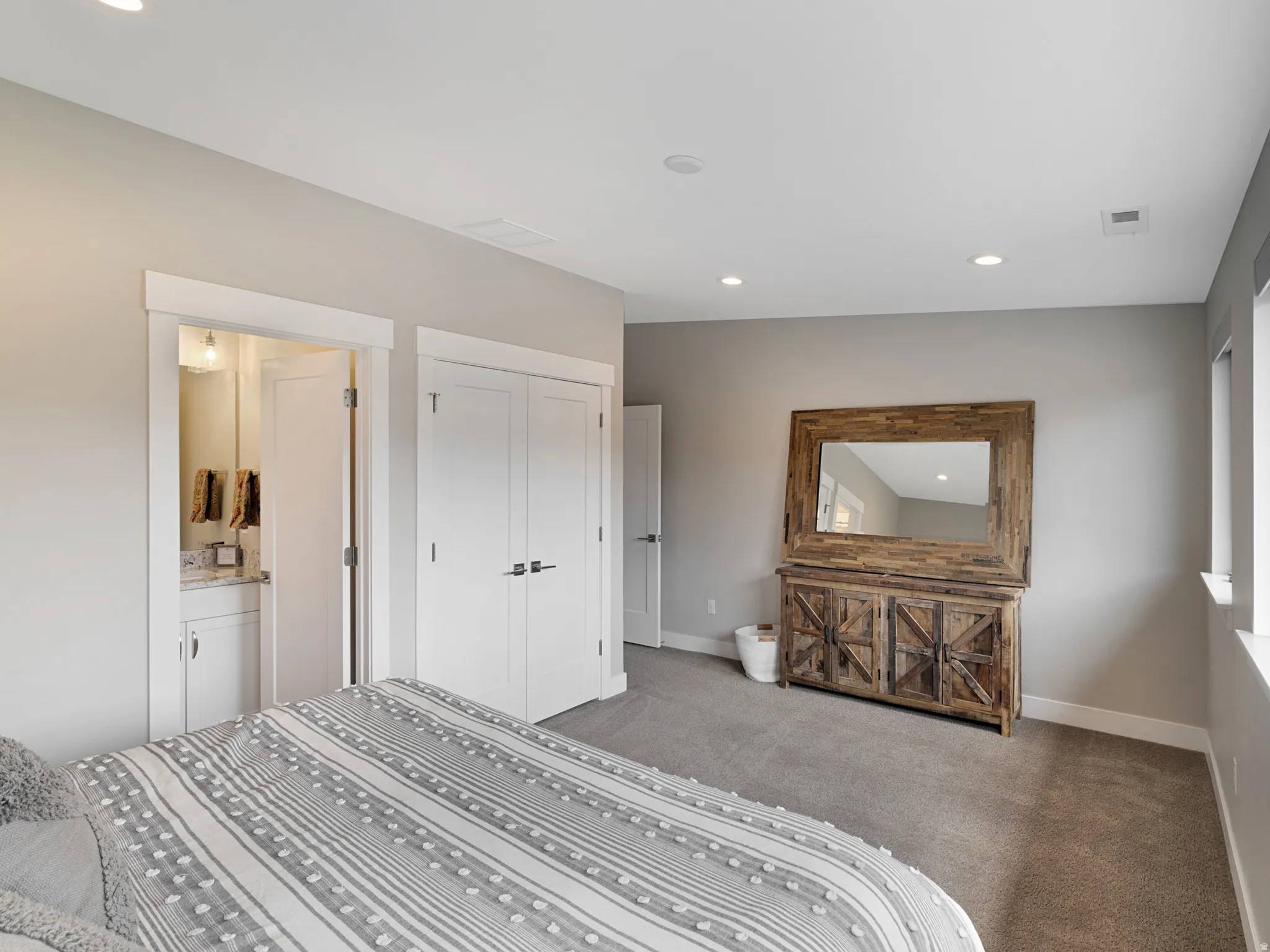 Ensuite Bedroom 3 of 3 Upstairs